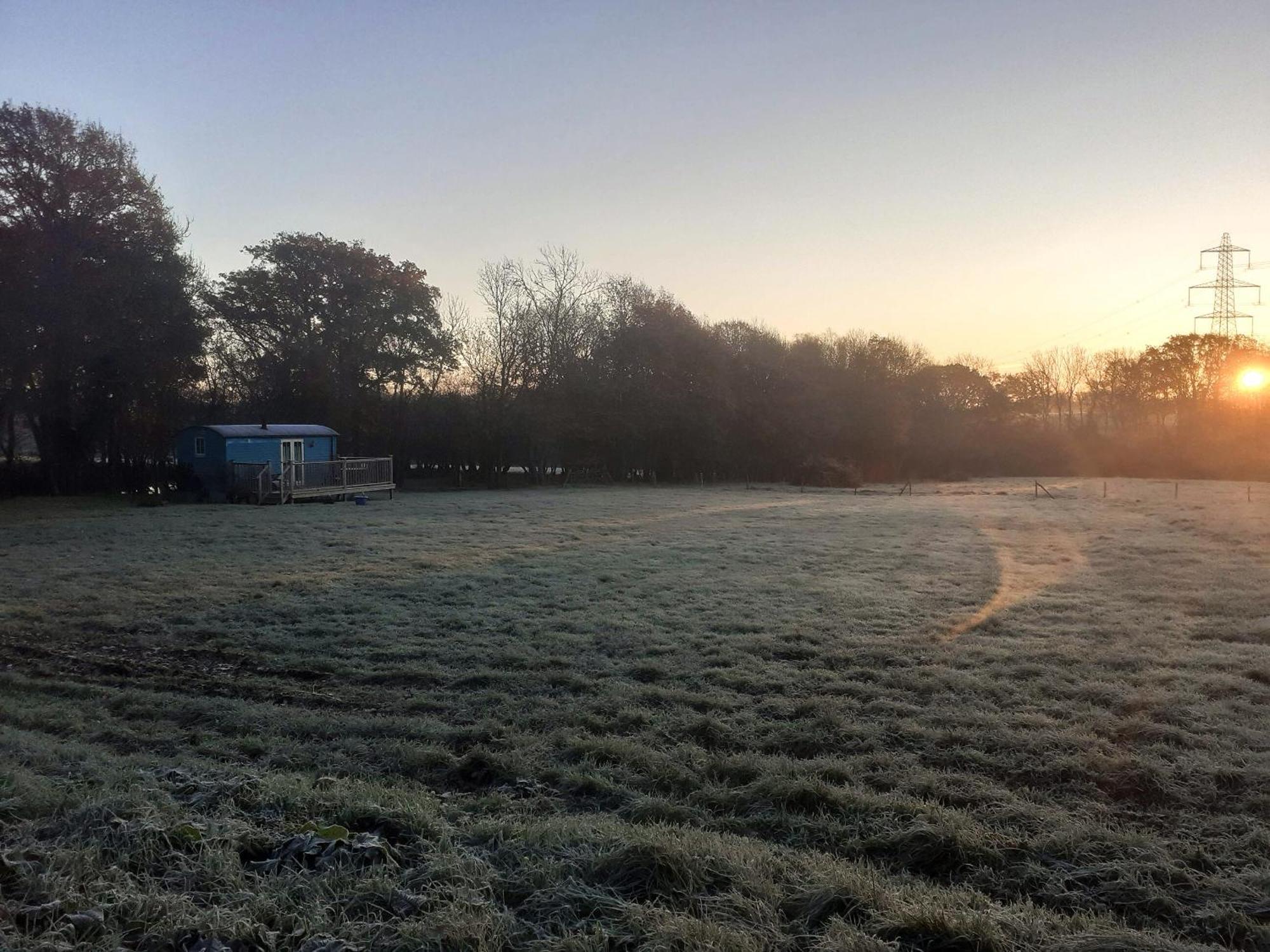 The Shepherds Hut Herstmonceux Exterior foto